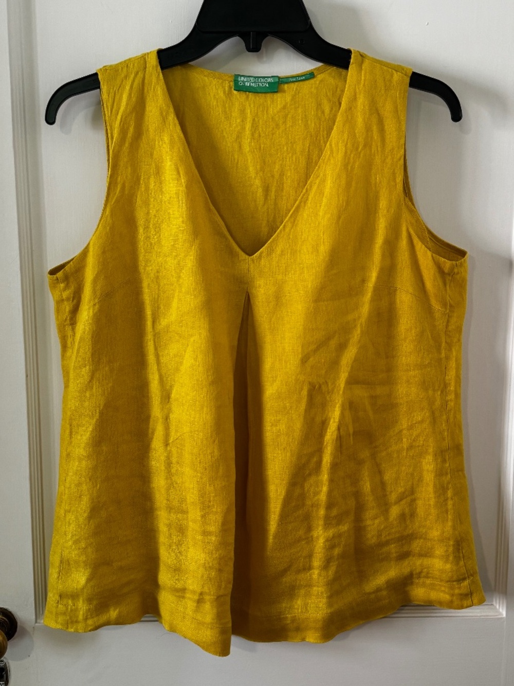 NEW! 100% linen pleated sleeveless top from Benetton, gold, size S,